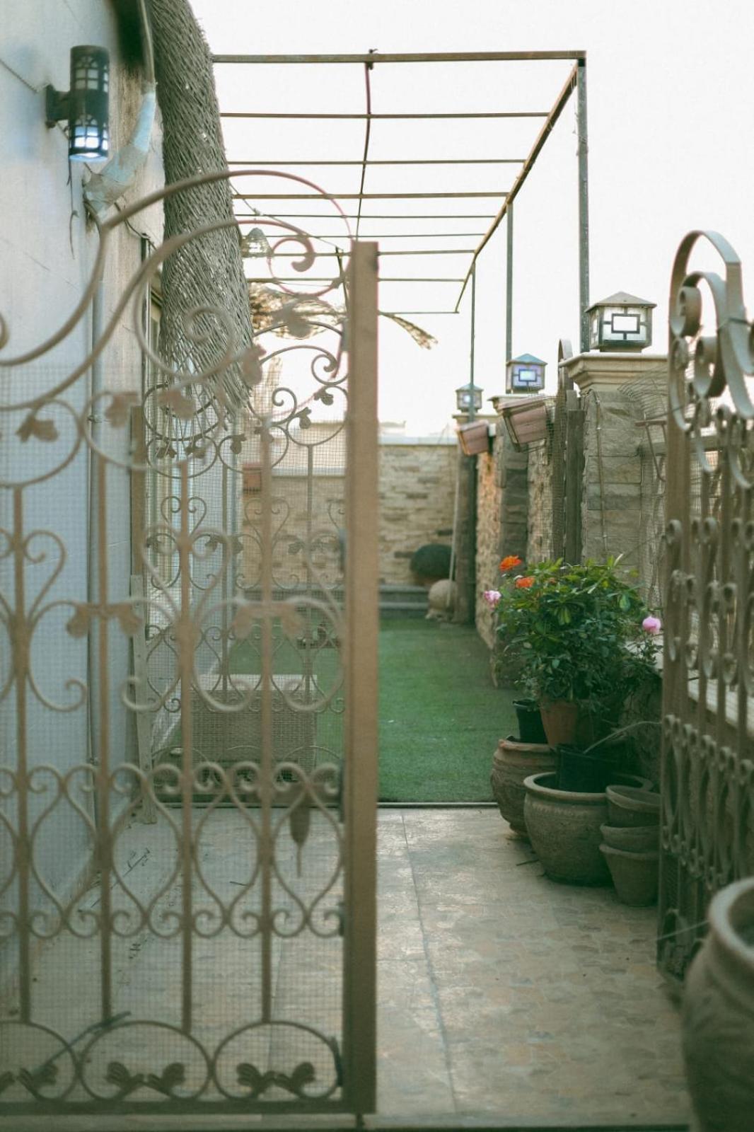 Royal Pyramids Palace Residence Cairo Exterior photo